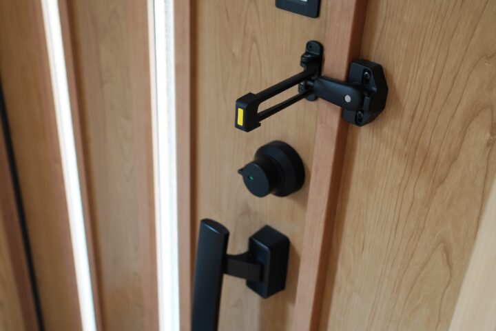 補助錠や電子錠導入時の注意点の画像